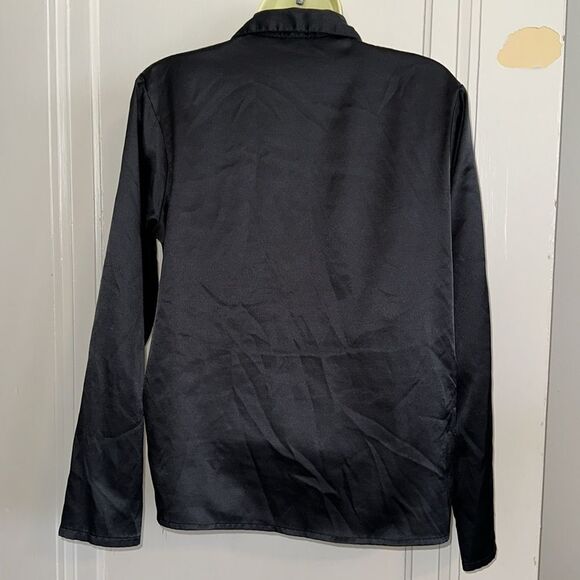 Victoria’s Secret black satin polyester long sleeve button front pajama top - Picture 6 of 9